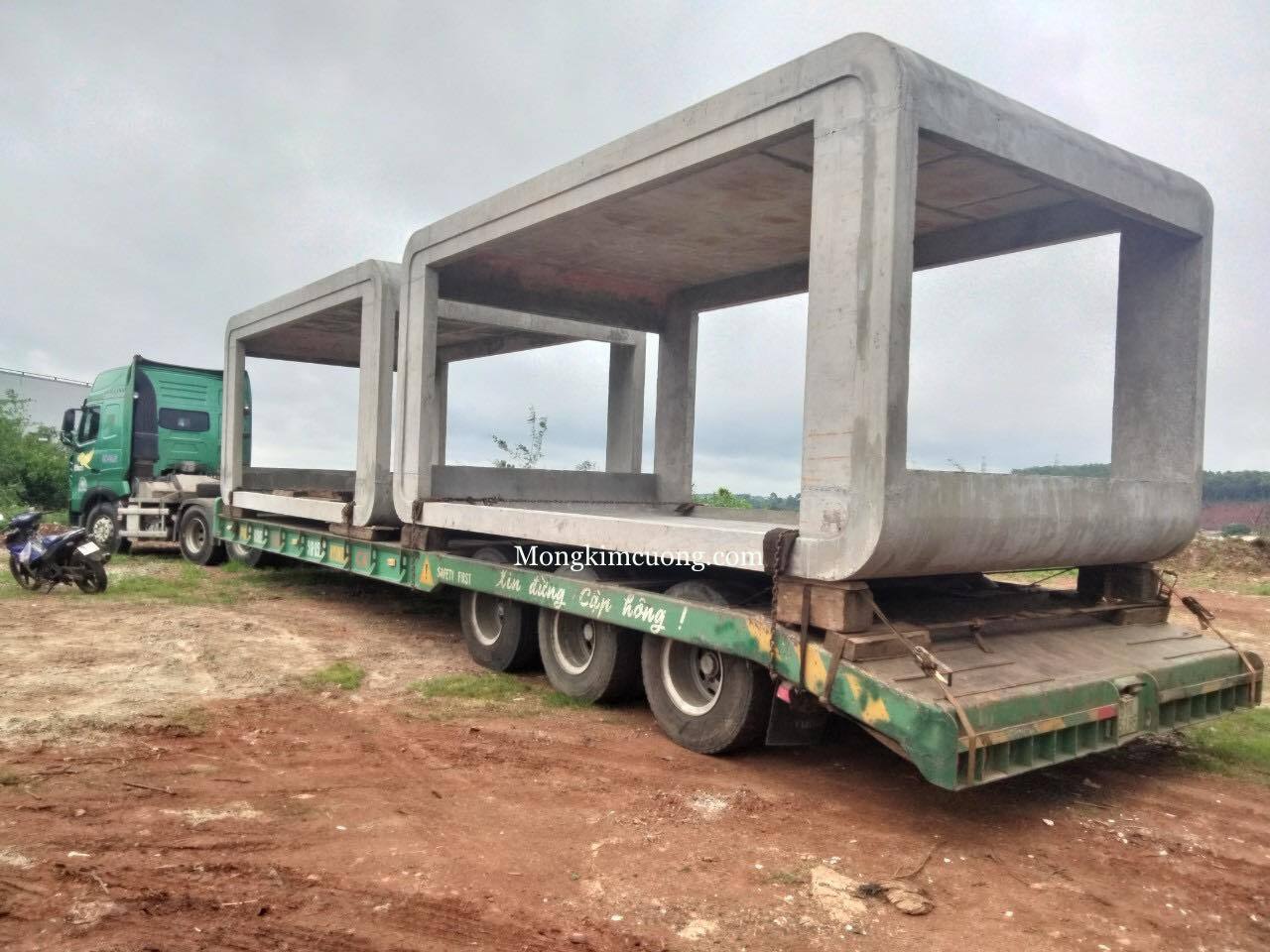 khung bê tông đúc