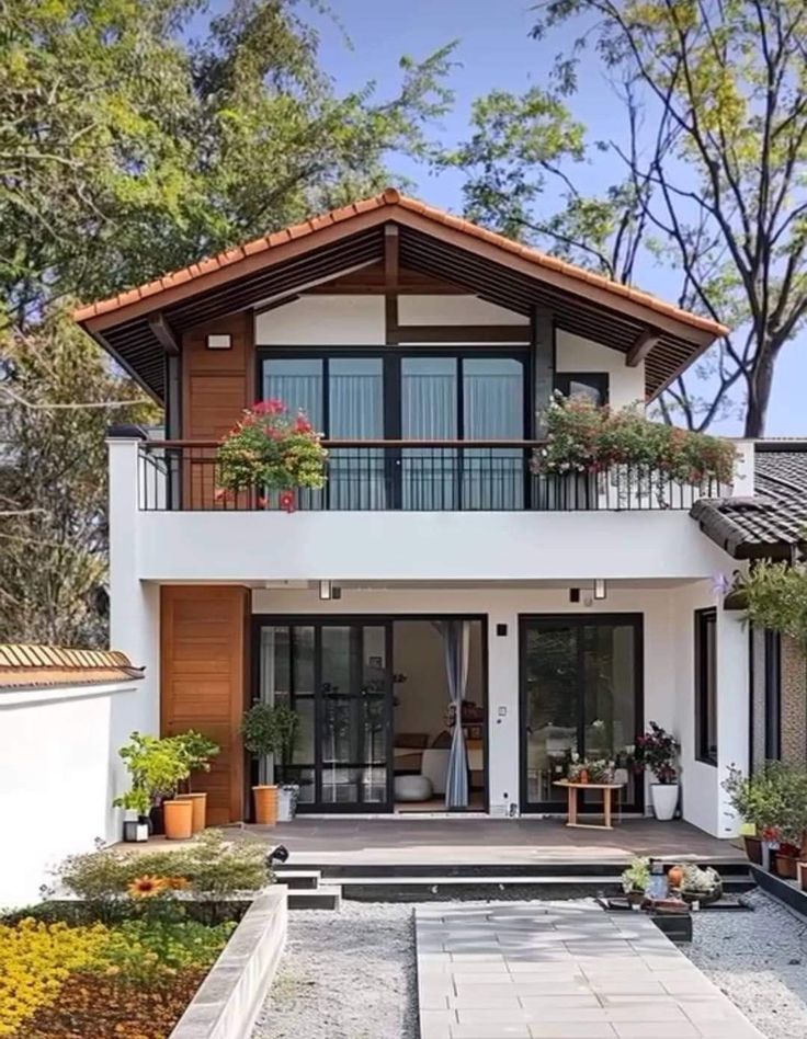 nhà vườn 2 tầng hiện đại 